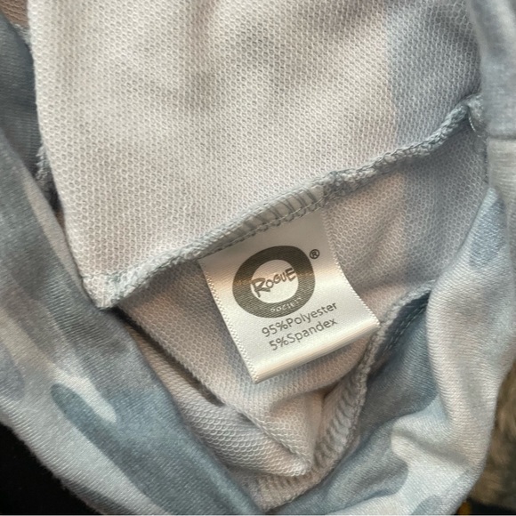 Rogue Society women’s size large Hoodie sweatshirt grey pink camo - Picture 5 of 5